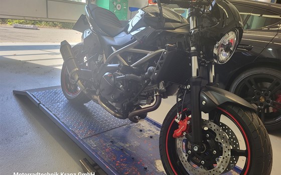 Umgebautes Motorrad Suzuki SV650 von Motorradtechnik Kranz GmbH - Bild 10 Umgebautes Motorrad Suzuki SV650 von Motorradtechnik Kranz GmbH - Bild 10