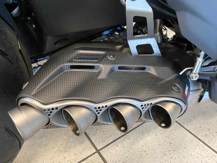 Umbgebautes Motorrad Ducati Diavel V4 Bild 9: Umbgebautes Motorrad Ducati Diavel V4