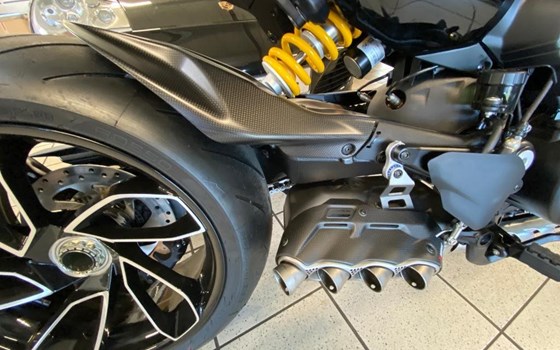 Umgebautes Motorrad Ducati Diavel V4 von Team Wahlers GmbH - Bild 3