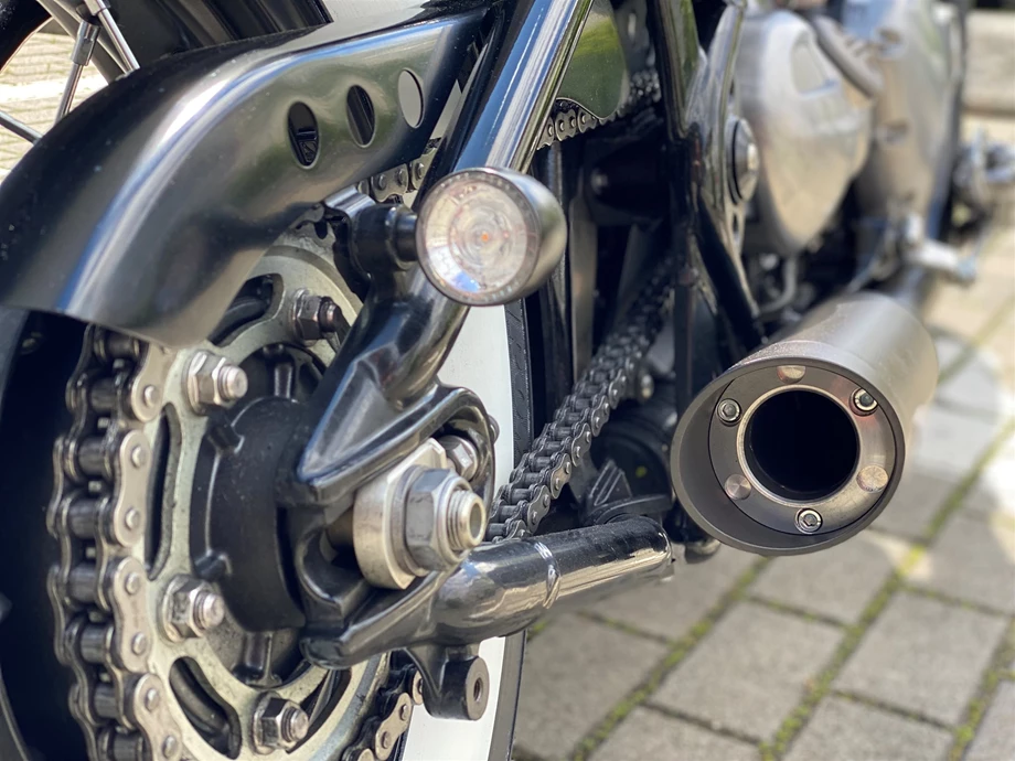 Umbgebautes Motorrad Triumph Bonneville Bobber Bild 11: Umbgebautes Motorrad Triumph Bonneville Bobber