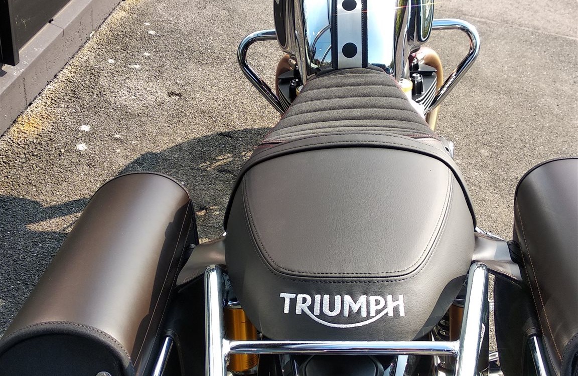Umbgebautes Motorrad Triumph Thruxton RS