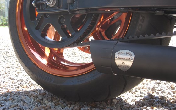 Umgebautes Motorrad Triumph Thunderbird Storm von Motorrad-Shop Kuhnert - Bild 12 Umgebautes Motorrad Triumph Thunderbird Storm von Motorrad-Shop Kuhnert - Bild 12