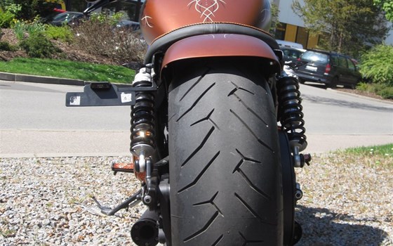 Umgebautes Motorrad Triumph Thunderbird Storm von Motorrad-Shop Kuhnert - Bild 6 Umgebautes Motorrad Triumph Thunderbird Storm von Motorrad-Shop Kuhnert - Bild 6