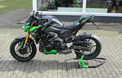 Kawasaki Z900 SE Custom Bike Kawasaki Z900 SE Custom Bike
