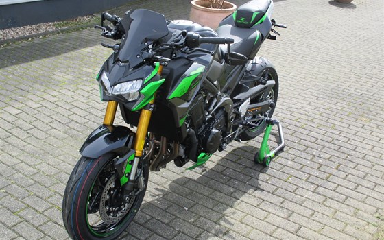Umgebautes Motorrad Kawasaki Z900 SE von Motorrad Schäfers - Bild 12 Umgebautes Motorrad Kawasaki Z900 SE von Motorrad Schäfers - Bild 12