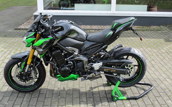 Umgebautes Motorrad Kawasaki Z900 SE von Motorrad Schäfers - Bild 13 Umgebautes Motorrad Kawasaki Z900 SE von Motorrad Schäfers - Bild 13