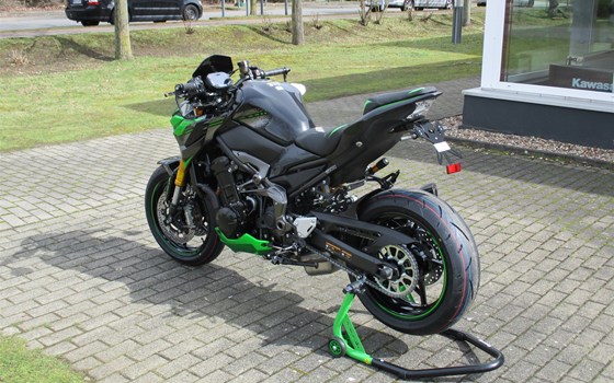 Umgebautes Motorrad Kawasaki Z900 SE von Motorrad Schäfers - Bild 2 Umgebautes Motorrad Kawasaki Z900 SE von Motorrad Schäfers - Bild 2