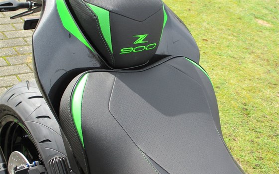 Umgebautes Motorrad Kawasaki Z900 SE von Motorrad Schäfers - Bild 7 Umgebautes Motorrad Kawasaki Z900 SE von Motorrad Schäfers - Bild 7