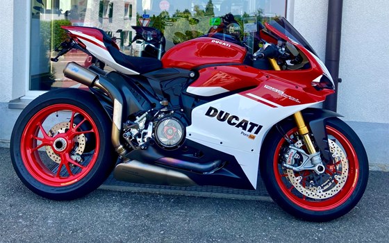 Umgebautes Motorrad Ducati 1299 Panigale R Final Edition von Direct Performance - Bild 14 Umgebautes Motorrad Ducati 1299 Panigale R Final Edition von Direct Performance - Bild 14