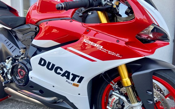 Umgebautes Motorrad Ducati 1299 Panigale R Final Edition von Direct Performance - Bild 4 Umgebautes Motorrad Ducati 1299 Panigale R Final Edition von Direct Performance - Bild 4