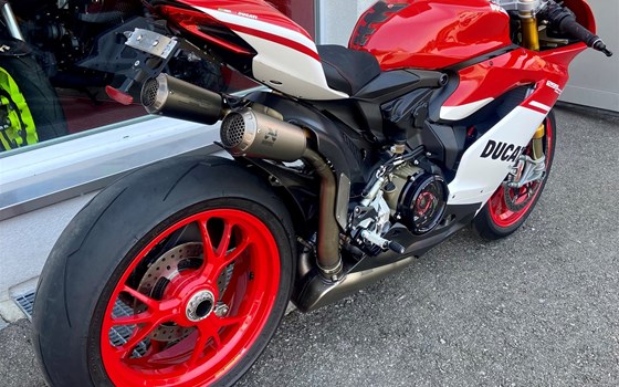 Umgebautes Motorrad Ducati 1299 Panigale R Final Edition von Direct Performance - Bild 9 Umgebautes Motorrad Ducati 1299 Panigale R Final Edition von Direct Performance - Bild 9