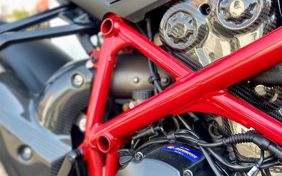 Umgebautes Motorrad Ducati Streetfighter 848 von Direct Performance - Bild 10 Umgebautes Motorrad Ducati Streetfighter 848 von Direct Performance - Bild 10