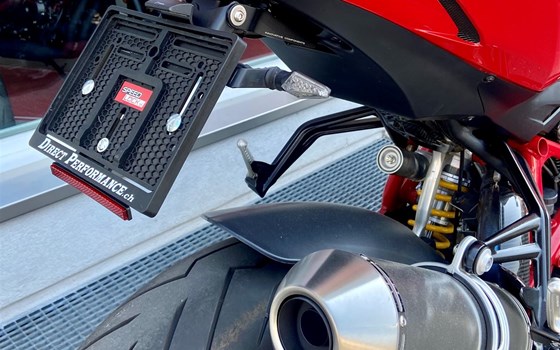Umgebautes Motorrad Ducati Streetfighter 848 von Direct Performance - Bild 6 Umgebautes Motorrad Ducati Streetfighter 848 von Direct Performance - Bild 6