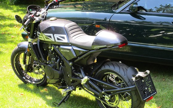 Umgebautes Motorrad Brixton Crossfire 500 von GSN Motorraeder - Bild 7 Umgebautes Motorrad Brixton Crossfire 500 von GSN Motorraeder - Bild 7