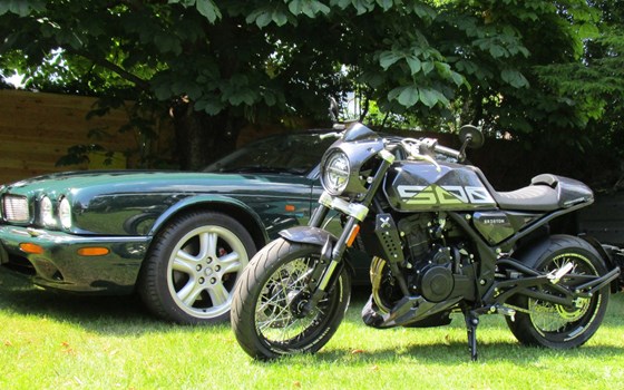 Umgebautes Motorrad Brixton Crossfire 500 von GSN Motorraeder - Bild 2 Umgebautes Motorrad Brixton Crossfire 500 von GSN Motorraeder - Bild 2