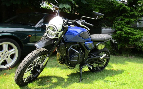 Umgebautes Motorrad Brixton Crossfire 500XC von GSN Motorraeder - Bild 3 Umgebautes Motorrad Brixton Crossfire 500XC von GSN Motorraeder - Bild 3
