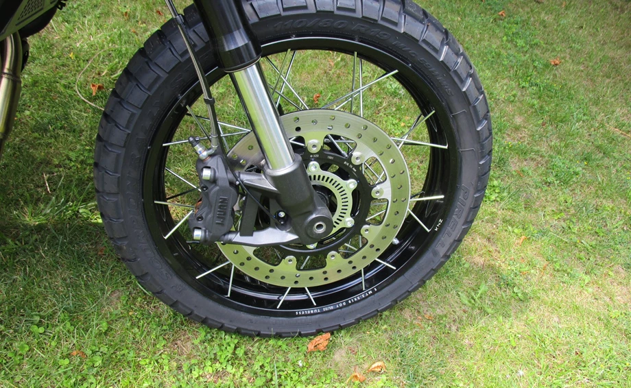 Umbgebautes Motorrad Brixton Crossfire 500XC Bild 6: Umbgebautes Motorrad Brixton Crossfire 500XC