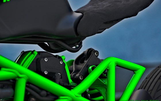 Umgebautes Motorrad Ducati ST 2 von saelentum - Bild 15 Umgebautes Motorrad Ducati ST 2 von saelentum - Bild 15