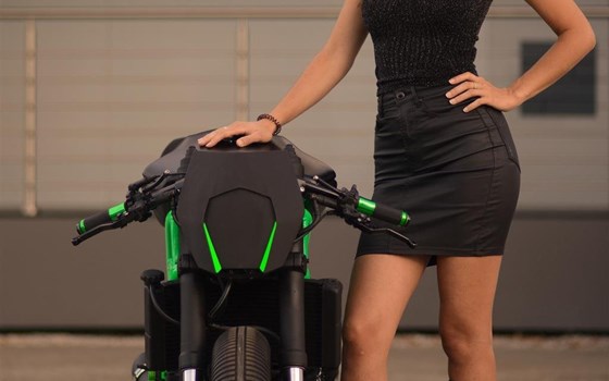 Umgebautes Motorrad Ducati ST 2 von saelentum - Bild 3 Umgebautes Motorrad Ducati ST 2 von saelentum - Bild 3