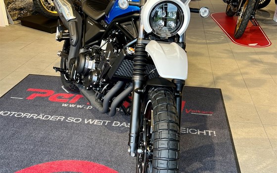 Umgebautes Motorrad Honda CL500 von M. Perschall GmbH - Bild 1 Umgebautes Motorrad Honda CL500 von M. Perschall GmbH - Bild 1