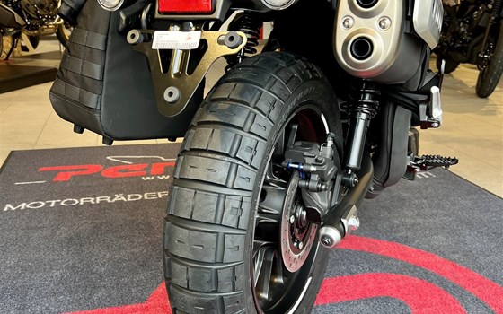 Umgebautes Motorrad Honda CL500 von M. Perschall GmbH - Bild 2 Umgebautes Motorrad Honda CL500 von M. Perschall GmbH - Bild 2