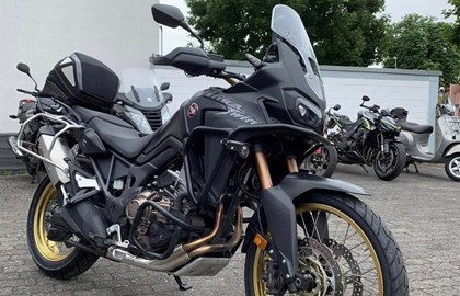 Honda CRF1000L Africa Twin DCT Custom Bike Honda CRF1000L Africa Twin DCT Custom Bike