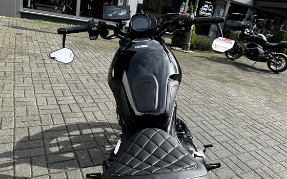 Umgebautes Motorrad Honda CMX1100 Rebel DCT von Tempo-Zweirad-Treff GmbH - Bild 14 Umgebautes Motorrad Honda CMX1100 Rebel DCT von Tempo-Zweirad-Treff GmbH - Bild 14