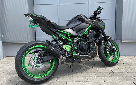 Umgebautes Motorrad Kawasaki Z900 von Warm Up Zweiradtechnik GmbH - Bild 20 Umgebautes Motorrad Kawasaki Z900 von Warm Up Zweiradtechnik GmbH - Bild 20
