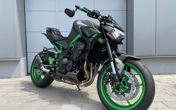 Umgebautes Motorrad Kawasaki Z900 von Warm Up Zweiradtechnik GmbH - Bild 26 Umgebautes Motorrad Kawasaki Z900 von Warm Up Zweiradtechnik GmbH - Bild 26