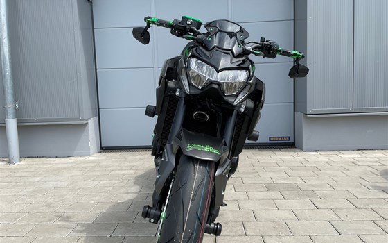 Umgebautes Motorrad Kawasaki Z900 von Warm Up Zweiradtechnik GmbH - Bild 27 Umgebautes Motorrad Kawasaki Z900 von Warm Up Zweiradtechnik GmbH - Bild 27