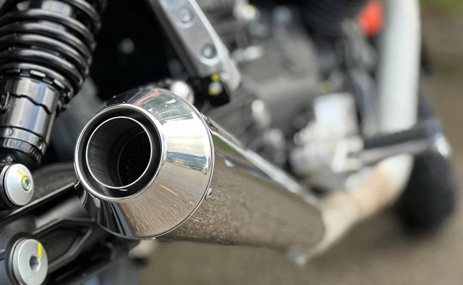 Umbgebautes Motorrad Moto Guzzi V7 Stone Bild 8: Umbgebautes Motorrad Moto Guzzi V7 Stone