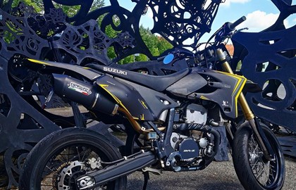 Suzuki DR-Z 400 SM Custom Bike Suzuki DR-Z 400 SM Custom Bike