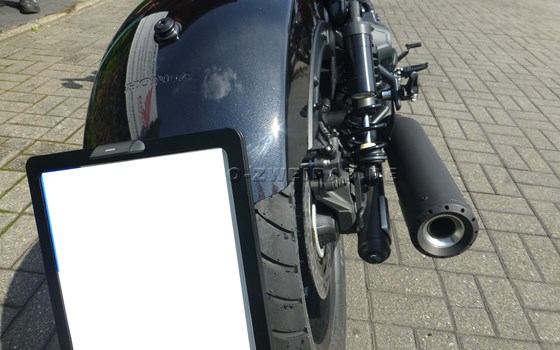 Umgebautes Motorrad Honda CMX1100 Rebel DCT von Tempo-Zweirad-Treff GmbH - Bild 9 Umgebautes Motorrad Honda CMX1100 Rebel DCT von Tempo-Zweirad-Treff GmbH - Bild 9