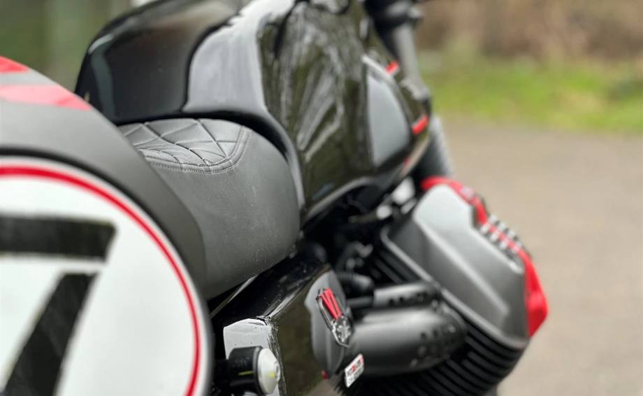 Umbgebautes Motorrad Moto Guzzi V7 Stone Bild 9: Umbgebautes Motorrad Moto Guzzi V7 Stone