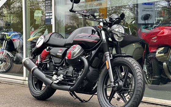 Umgebautes Motorrad Moto Guzzi V7 Stone von Motorradzentrum FFB GmbH - Bild 10 Umgebautes Motorrad Moto Guzzi V7 Stone von Motorradzentrum FFB GmbH - Bild 10