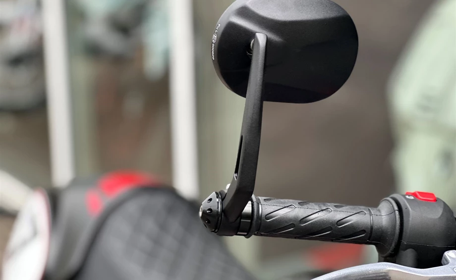 Umbgebautes Motorrad Moto Guzzi V7 Stone Bild 11: Umbgebautes Motorrad Moto Guzzi V7 Stone