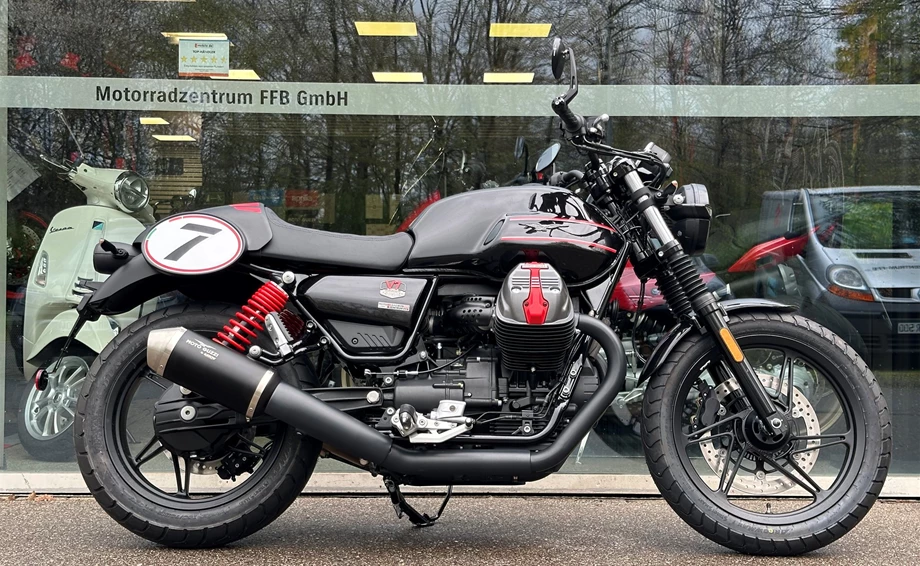 Umbgebautes Motorrad Moto Guzzi V7 Stone Bild 1: Umbgebautes Motorrad Moto Guzzi V7 Stone