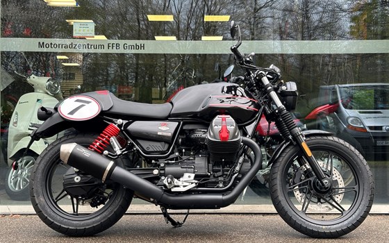 Umgebautes Motorrad Moto Guzzi V7 Stone von Motorradzentrum FFB GmbH - Bild 3 Umgebautes Motorrad Moto Guzzi V7 Stone von Motorradzentrum FFB GmbH - Bild 3