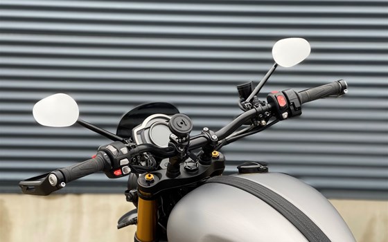 Umgebautes Motorrad Triumph Scrambler 1200 XE von Stärker-Profil GmbH - Bild 25 Umgebautes Motorrad Triumph Scrambler 1200 XE von Stärker-Profil GmbH - Bild 25