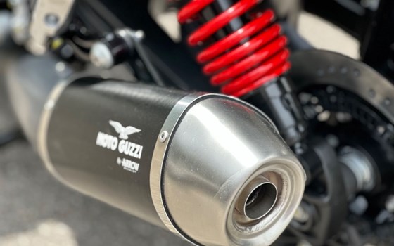 Umgebautes Motorrad Moto Guzzi V7 Racer von Motorradzentrum FFB GmbH - Bild 9 Umgebautes Motorrad Moto Guzzi V7 Racer von Motorradzentrum FFB GmbH - Bild 9