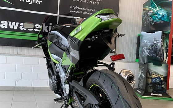 Umgebautes Motorrad Kawasaki Z900 von Zweiradtechnik Wagner GmbH - Bild 6 Umgebautes Motorrad Kawasaki Z900 von Zweiradtechnik Wagner GmbH - Bild 6