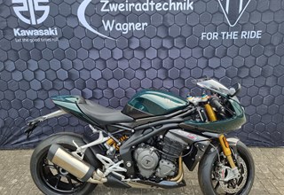 Triumph Speed Triple 1200 RR