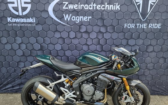 Umgebautes Motorrad Triumph Speed Triple 1200 RR von Zweiradtechnik Wagner GmbH - Bild 10 Umgebautes Motorrad Triumph Speed Triple 1200 RR von Zweiradtechnik Wagner GmbH - Bild 10