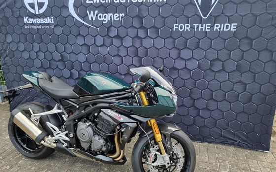 Umgebautes Motorrad Triumph Speed Triple 1200 RR von Zweiradtechnik Wagner GmbH - Bild 5 Umgebautes Motorrad Triumph Speed Triple 1200 RR von Zweiradtechnik Wagner GmbH - Bild 5