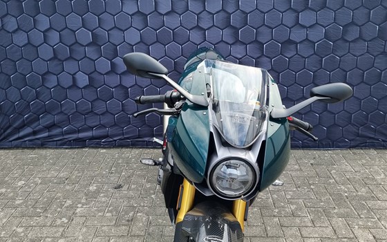 Umgebautes Motorrad Triumph Speed Triple 1200 RR von Zweiradtechnik Wagner GmbH - Bild 6 Umgebautes Motorrad Triumph Speed Triple 1200 RR von Zweiradtechnik Wagner GmbH - Bild 6