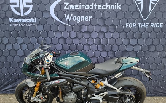 Umgebautes Motorrad Triumph Speed Triple 1200 RR von Zweiradtechnik Wagner GmbH - Bild 9 Umgebautes Motorrad Triumph Speed Triple 1200 RR von Zweiradtechnik Wagner GmbH - Bild 9