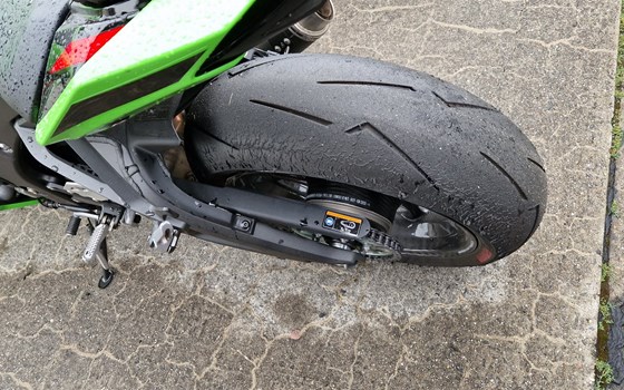 Umgebautes Motorrad Kawasaki Ninja ZX-10R von Zweiradtechnik Wagner GmbH - Bild 2 Umgebautes Motorrad Kawasaki Ninja ZX-10R von Zweiradtechnik Wagner GmbH - Bild 2