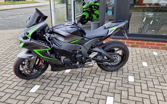Umgebautes Motorrad Kawasaki Ninja ZX-10R von Zweiradtechnik Wagner GmbH - Bild 6 Umgebautes Motorrad Kawasaki Ninja ZX-10R von Zweiradtechnik Wagner GmbH - Bild 6
