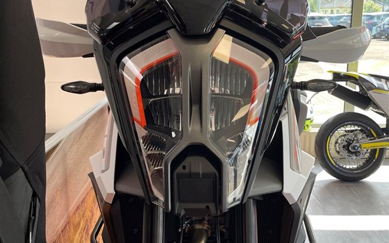 Umgebautes Motorrad KTM 1290 Super Adventure S von Motorrad-Molitor GmbH - Bild 2 Umgebautes Motorrad KTM 1290 Super Adventure S von Motorrad-Molitor GmbH - Bild 2