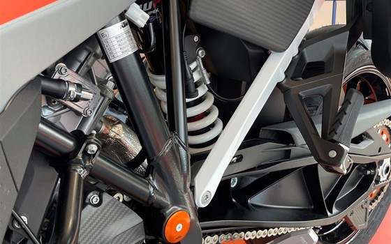 Umgebautes Motorrad KTM 1290 Super Adventure S von Motorrad-Molitor GmbH - Bild 5 Umgebautes Motorrad KTM 1290 Super Adventure S von Motorrad-Molitor GmbH - Bild 5